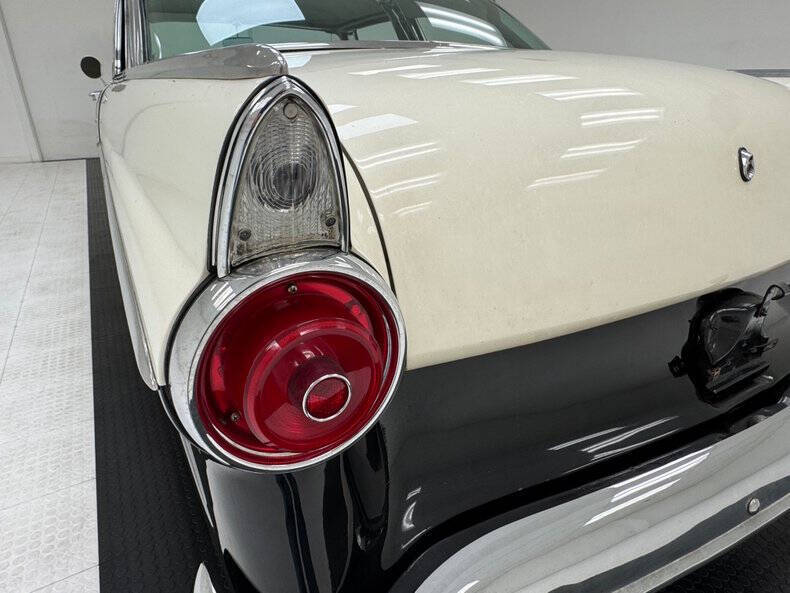 1955 Ford Fairlane