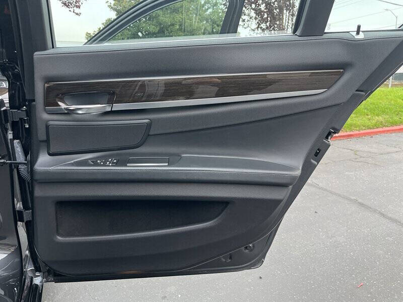 2013 BMW 7 Series 750i