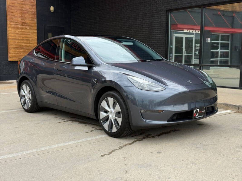 2023 Tesla Model Y Long Range
