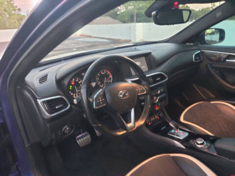 2019 Infiniti QX30 Sport