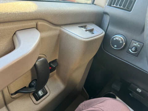 2020 Chevrolet Express 2500