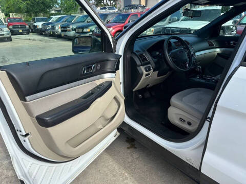 2018 Ford Explorer