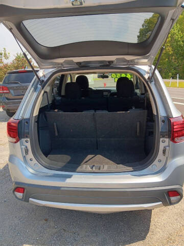 2017 Mitsubishi Outlander ES