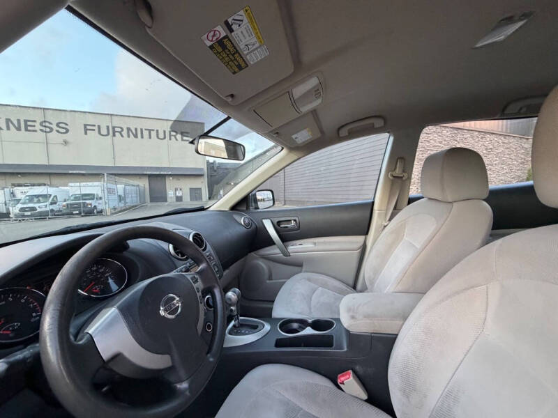 2011 Nissan Rogue S