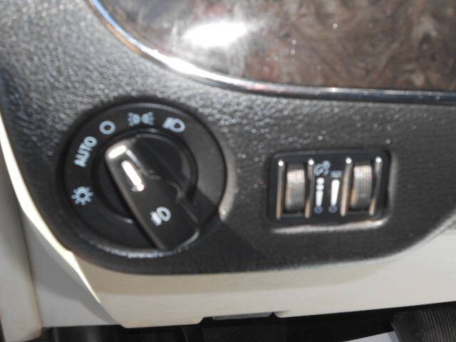 2012 Chrysler Town and Country Touring