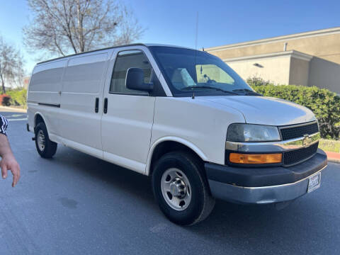 2014 Chevrolet Express 2500