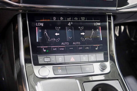 2020 Audi Q8 quattro Premium 55 TFSI