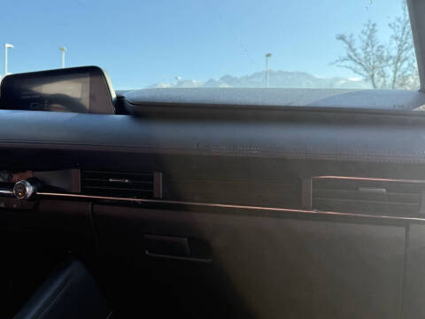 2023 Mazda Mazda3 Hatchback 2.5 S Carbon Edition