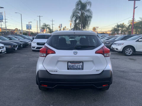 2018 Nissan Kicks SV