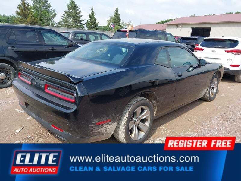 2016 Dodge Challenger SXT