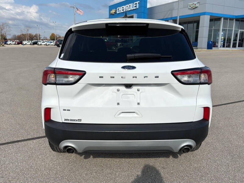 2021 Ford Escape SE