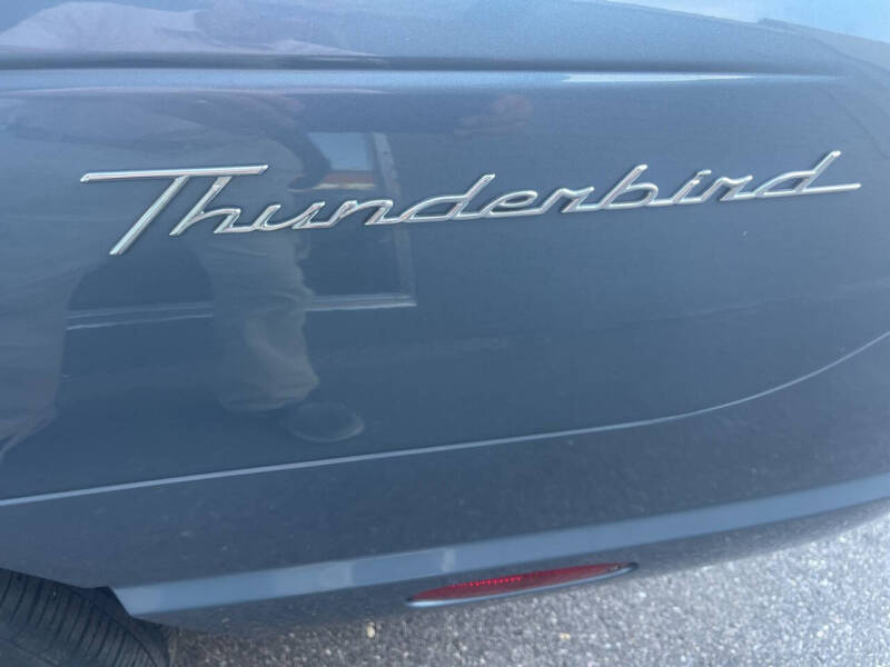 2005 Ford Thunderbird Deluxe