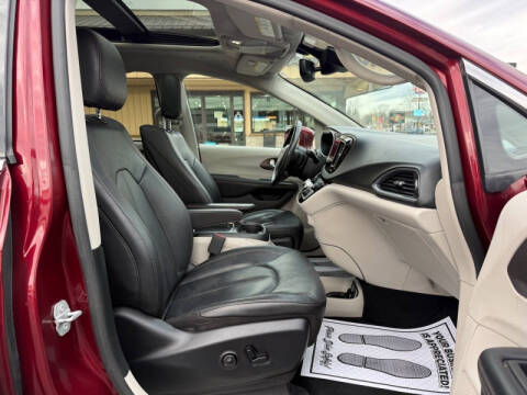 2019 Chrysler Pacifica Touring L Plus