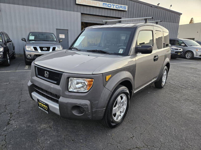 2003 Honda Element EX's photo