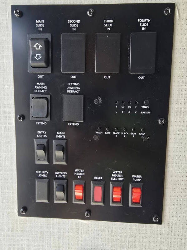 2021 Winnebago Voyage