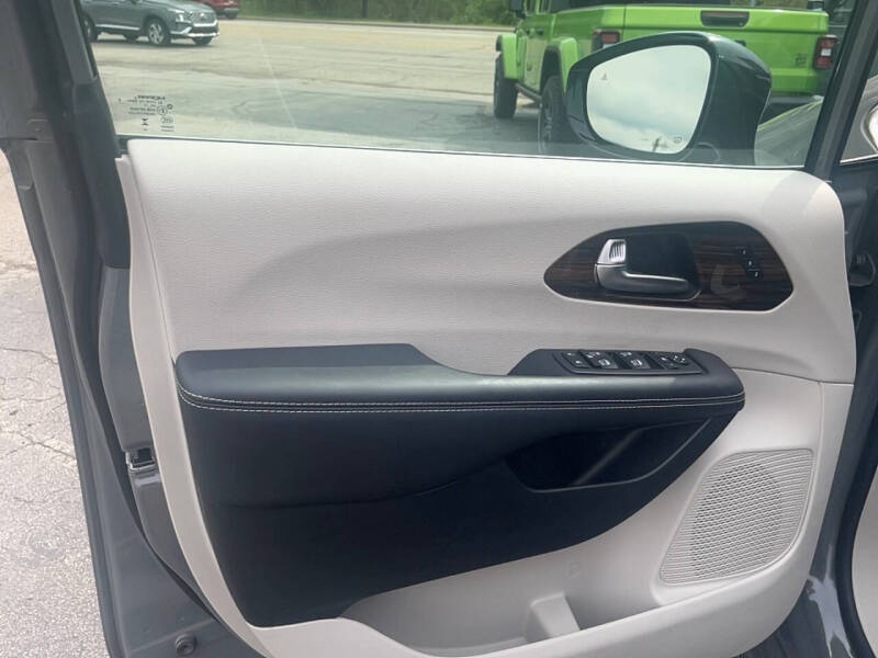 2023 Chrysler Pacifica Limited