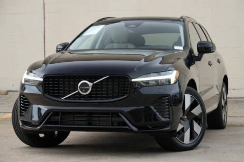2025 Volvo XC60 T8 Plus Dark Theme