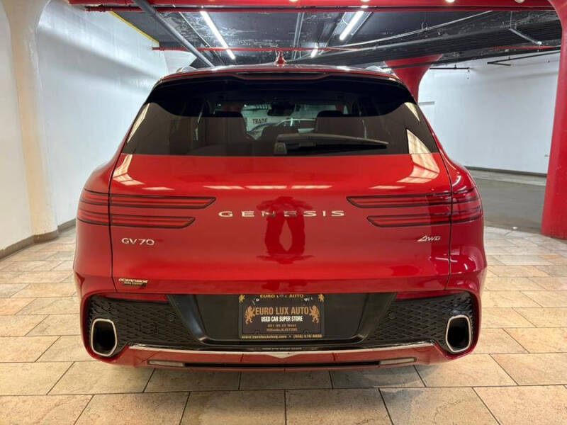 2023 Genesis GV70 2.5T Standard