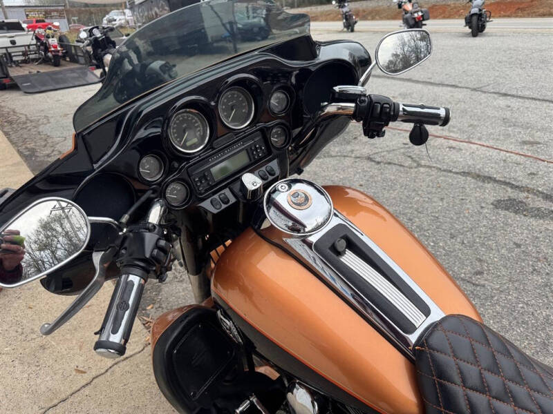 2008 Harley-Davidson FLHTCU ANV -