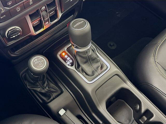 2025 Jeep Gladiator High Tide