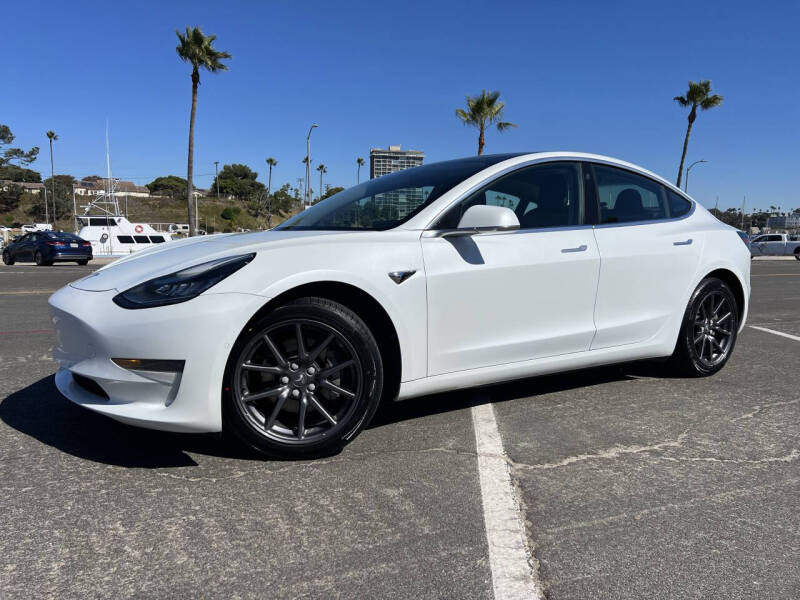 2020 Tesla Model 3 Base's photo