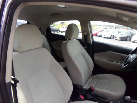 2012 Kia Rio 5-Door LX