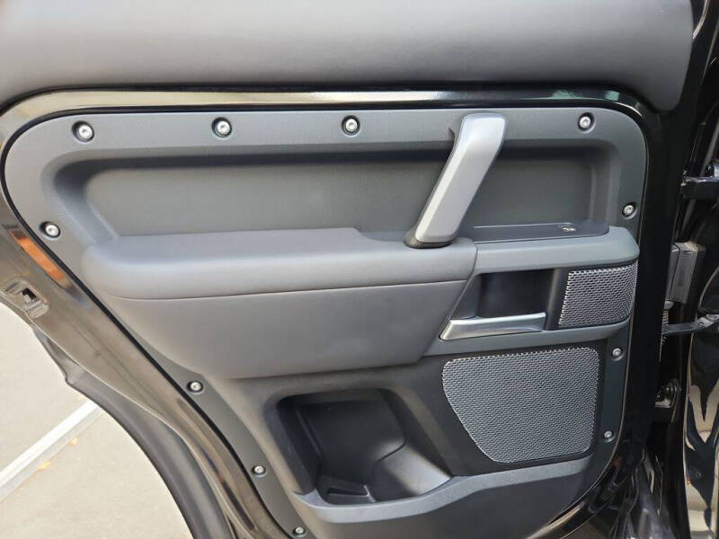 2022 Land Rover Defender 110 X-Dynamic HSE