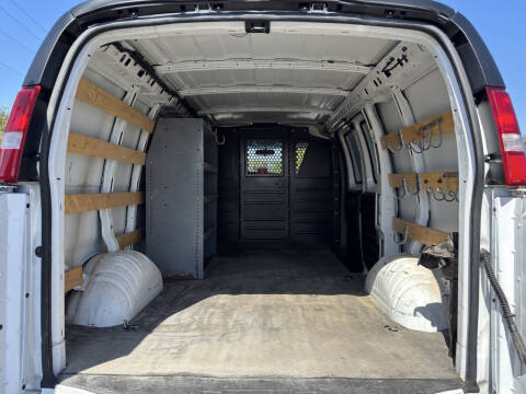 2020 GMC Savana 2500