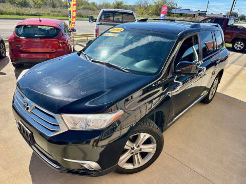 2013 Toyota Highlander for sale at Raj Motors Sales in Greenville TX