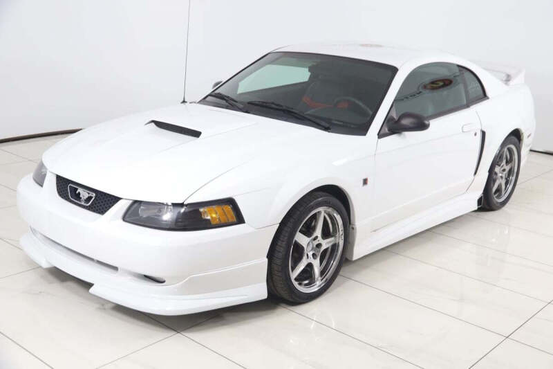 2002 Ford Mustang GT Deluxe