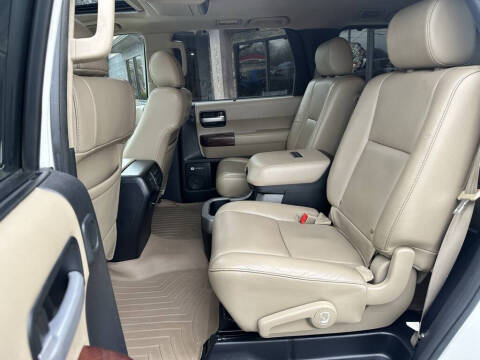 2013 Toyota Sequoia Platinum