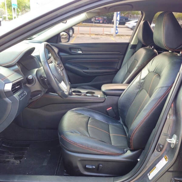 2021 Nissan Altima 2.5 SR