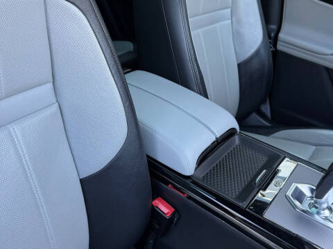 2020 Land Rover Range Rover Evoque R-Dynamic SE