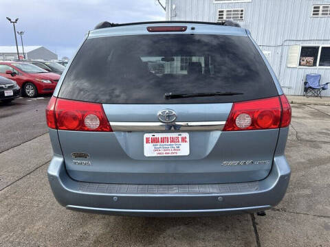2008 Toyota Sienna XLE Limited