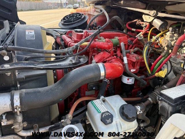 2017 Freightliner M2 106