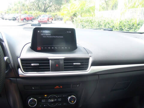 2018 Mazda MAZDA3 Touring