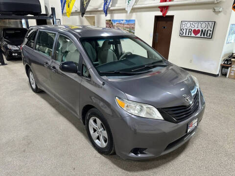2012 Toyota Sienna