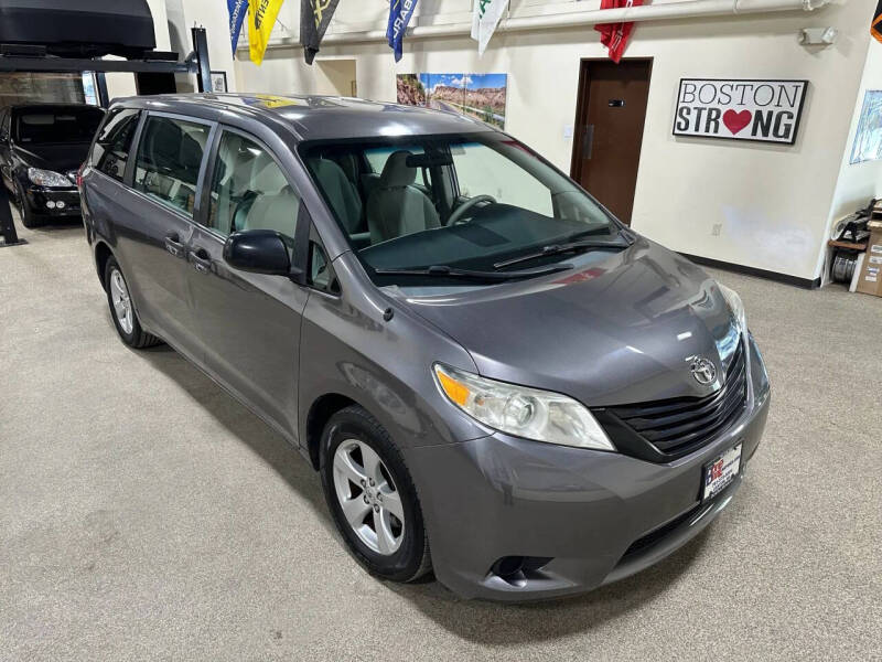 2012 Toyota Sienna