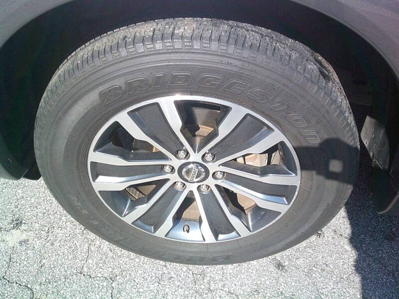 2017 Nissan Armada SL