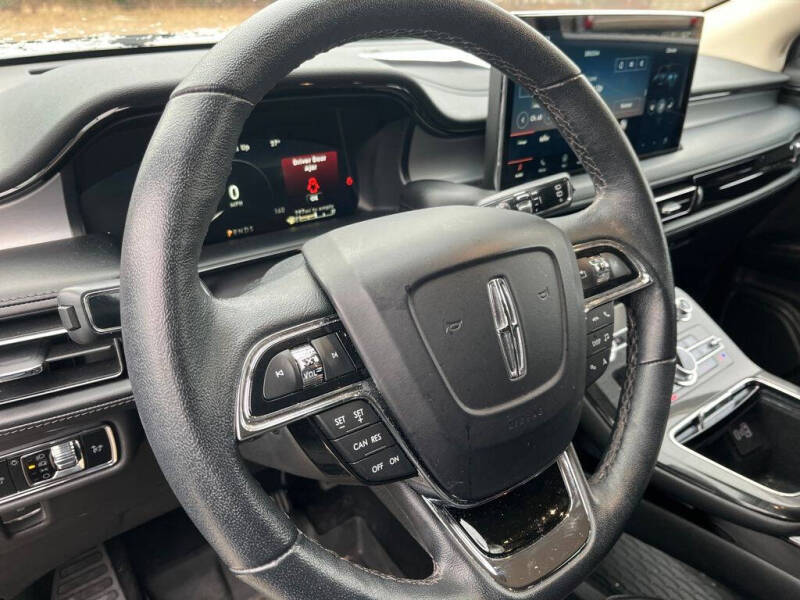 2023 Lincoln Nautilus Standard