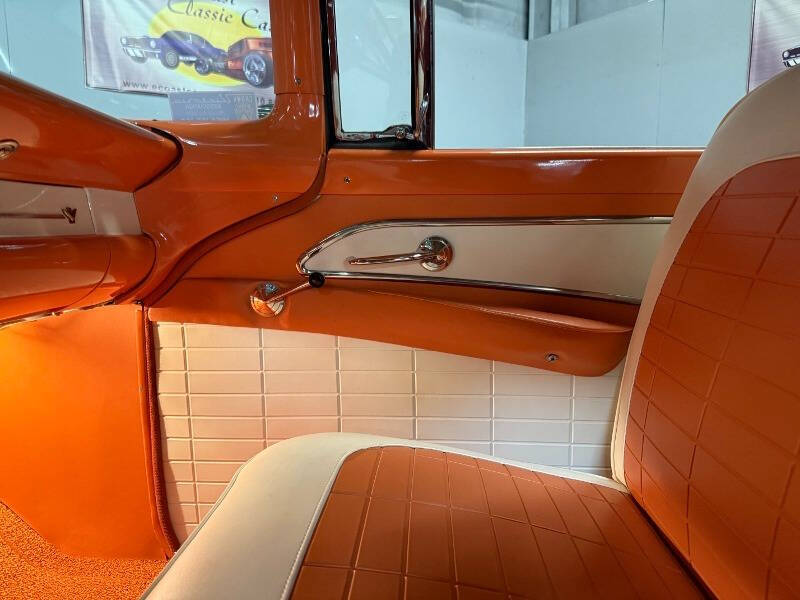 1956 Ford Sunliner
