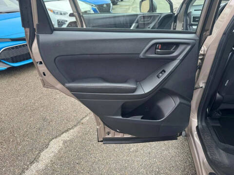 2016 Subaru Forester 2.5i