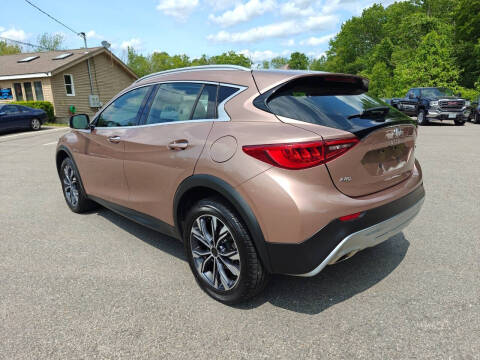 2018 Infiniti QX30 Luxury
