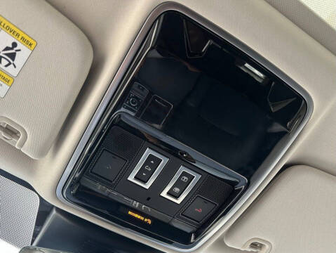 2020 Land Rover Range Rover P525 HSE