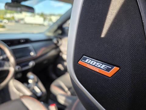 2020 Nissan Kicks SR