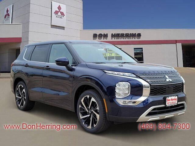 2024 Mitsubishi Outlander for sale at DON HERRING MITSUBISHI in Irving TX