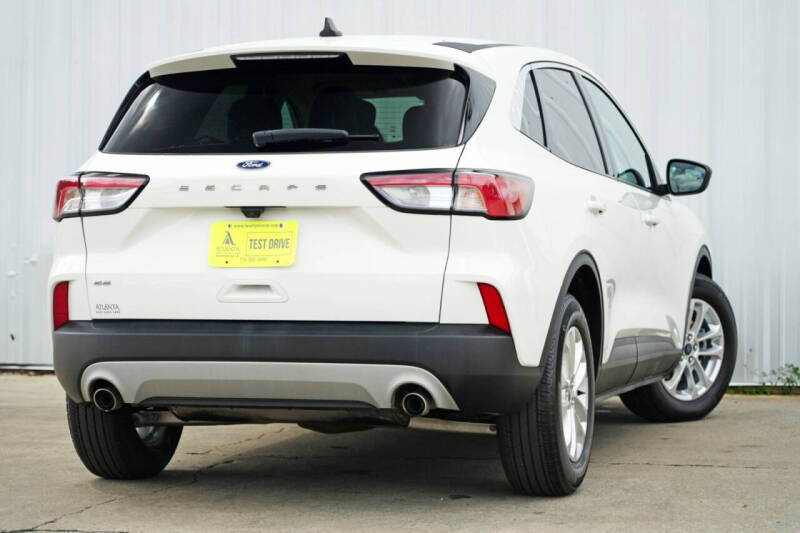 2022 Ford Escape SE