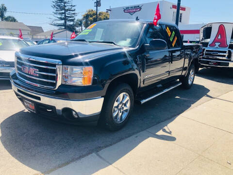2013 GMC Sierra 1500 for sale at Auto Max of Ventura in Ventura CA