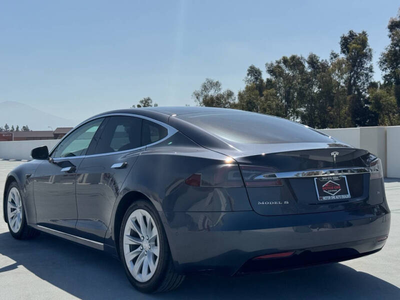2017 Tesla Model S