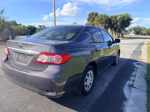 2013 Toyota Corolla LE
